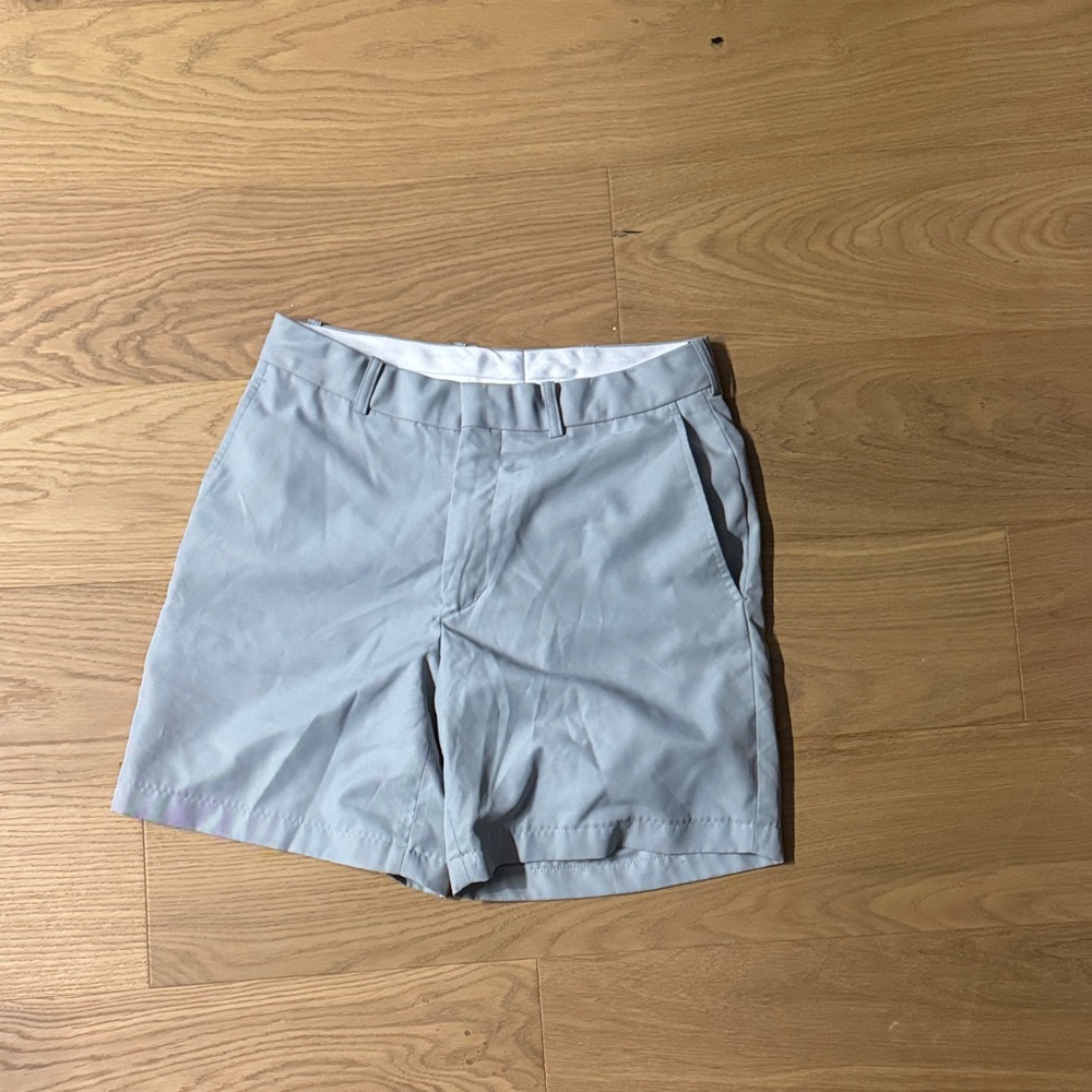 Walter Hagen Men's Light Gray Golf Shorts